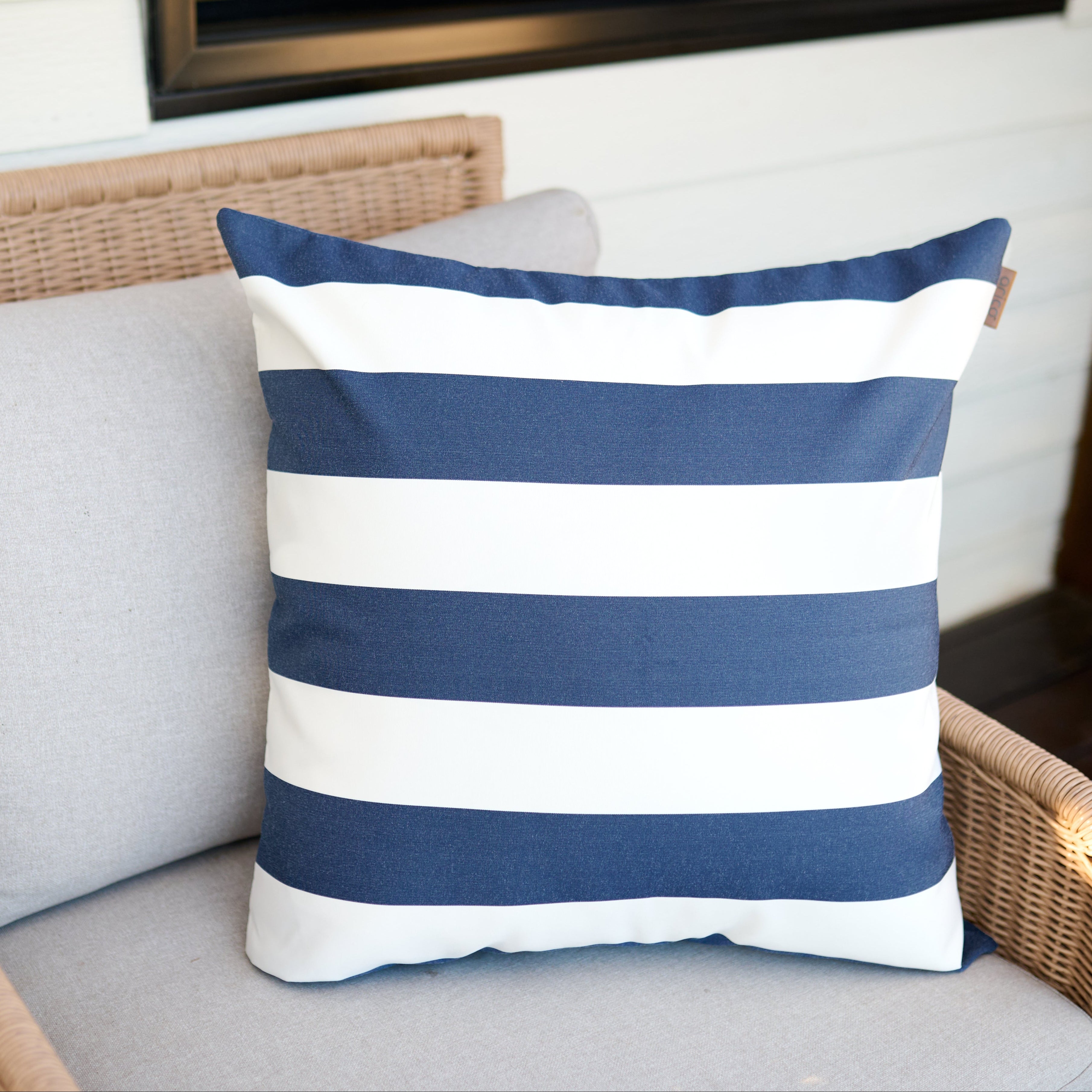Agosto Decorative Cushions